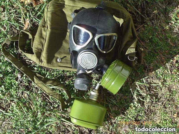 Military Antiques: Antigua M&aacute;scara de Gas con Dos Botes y Bolsa Rusia USSR SIN USAR