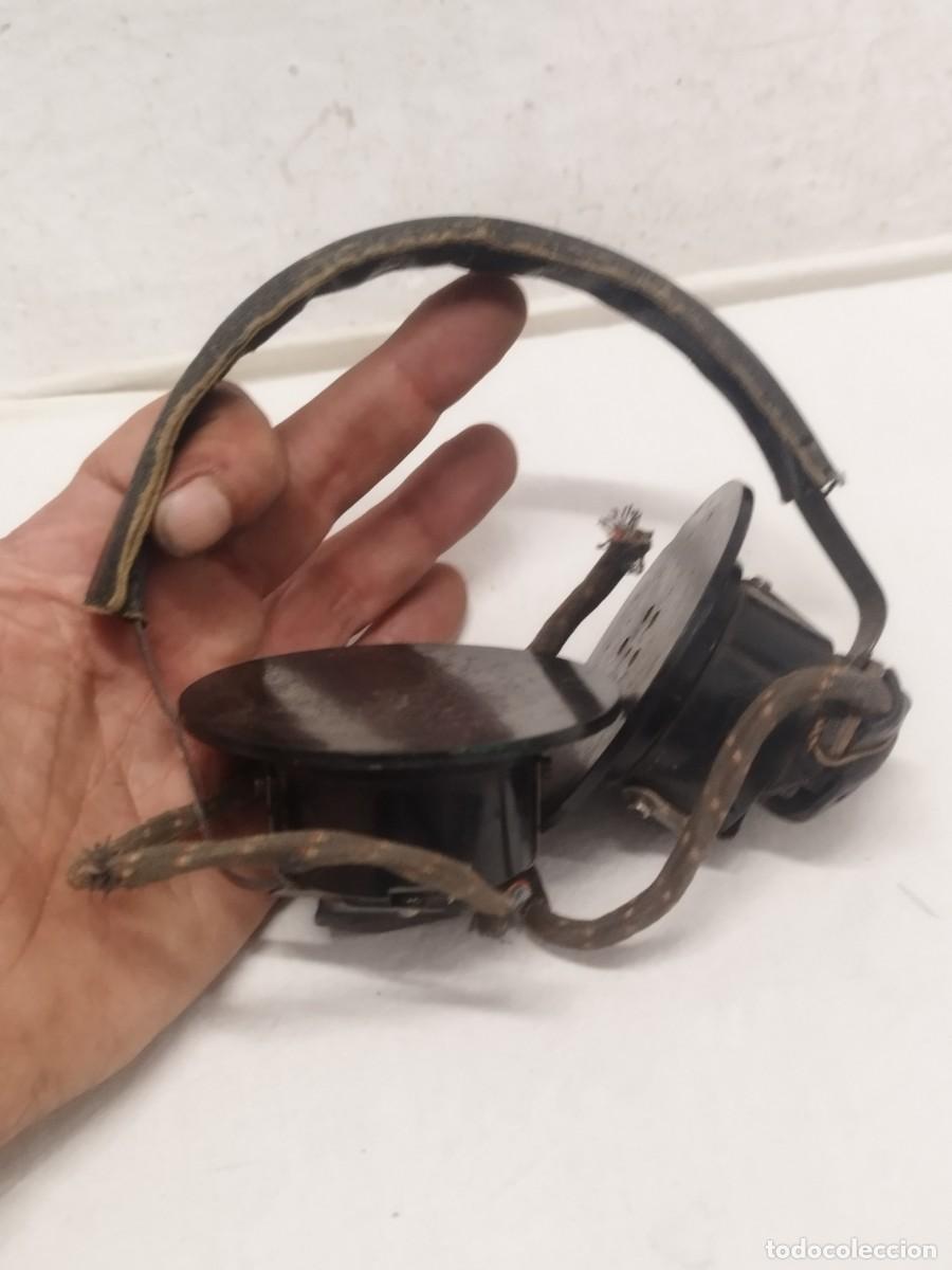 Militaria: Antiguos auriculares militares, de aviaci&oacute;n, tanque. Aviador, tanquista.
