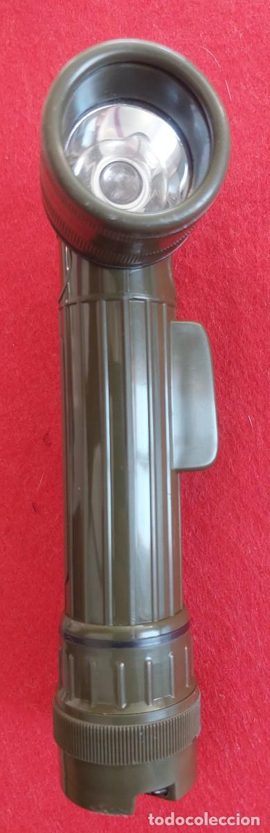Militaria: LINTERNA DE CODO MILITAR .ESPA&Ntilde;A - Foto 2