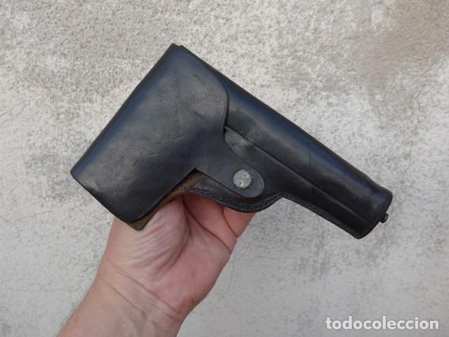 Militaria: ANTIGUA FUNDA PISTOLA CUERO NEGRO