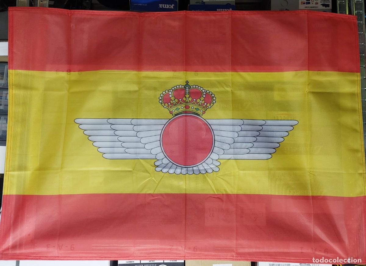 Militaria: Bandera de Espa&ntilde;a con ROQUISQUI del Ejercito del Aire 100x65