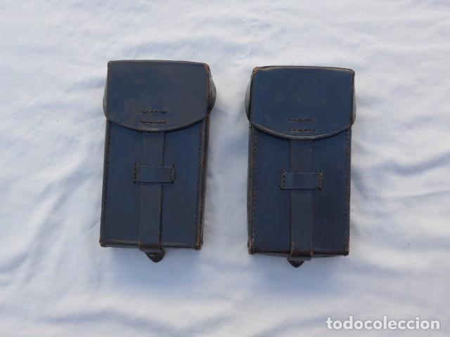 Militaria: 2 ANTIGUAS CARTUCHERAS DE CUERO NEGRO CARTUCHERA