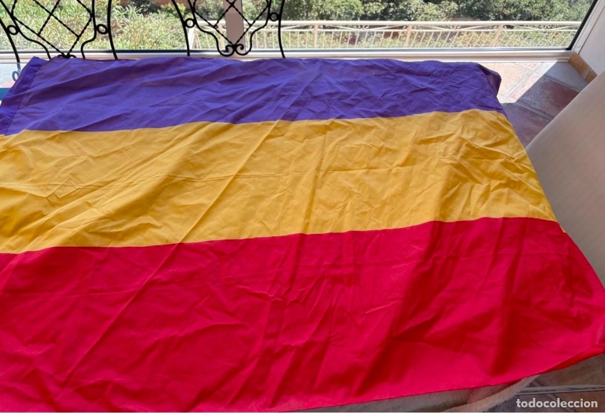 Militaria: BANDERA TRICOLOR REPUBLICA