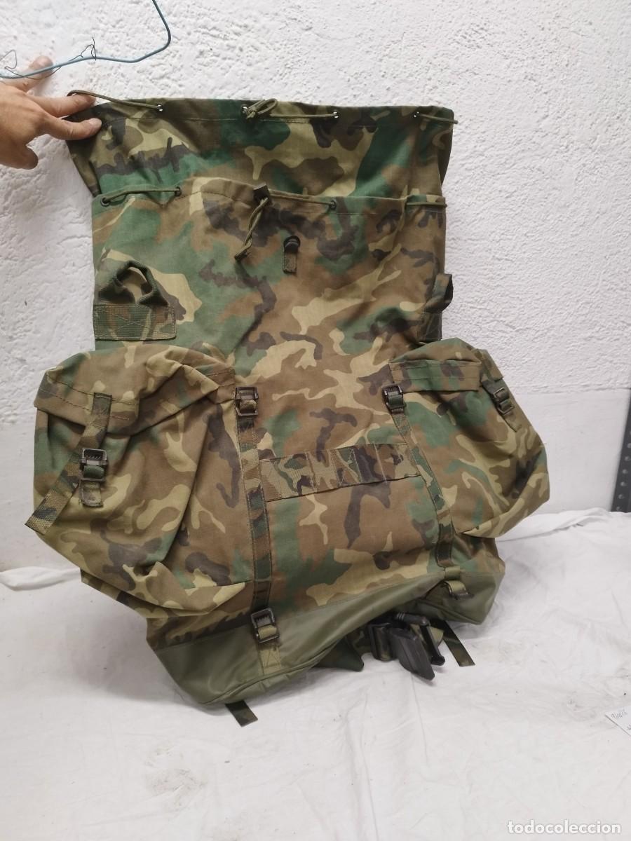 Militaria: Gran Mochila militar de camuflaje, del ejercito espa&ntilde;ol.