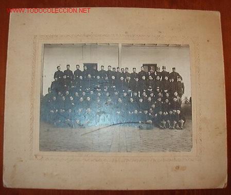 Militaria: Foto de una compa&ntilde;&iacute;a (tal vez de artiller&iacute;a), 22,5 x 16 cms.