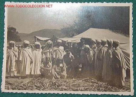 Military Antiques: Foto de tropas espa&ntilde;olas en &Aacute;frica, 8 x 11 cms.