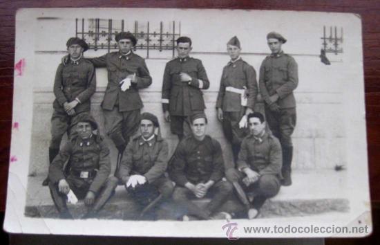 Militaria: ANTIGUA FOTOGRAFIA DE MILITARES ESPA&Ntilde;OLES ARMA DE INGENIEROS, EPOCA DE LA REPUBLICA - ESCRITA POR DE
