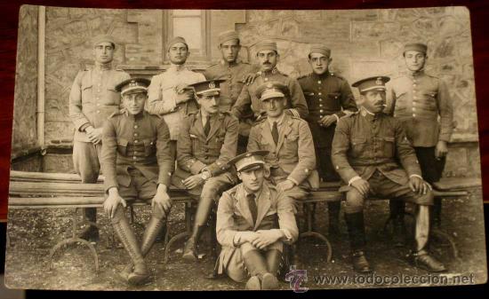 Militaria: ANTIGUA FOTOGRAFIA ORIGINAL DE MILITARES EPOCA DE ALFONSO XIII . TAMA&Ntilde;O POSTAL - SIN CIRCULAR