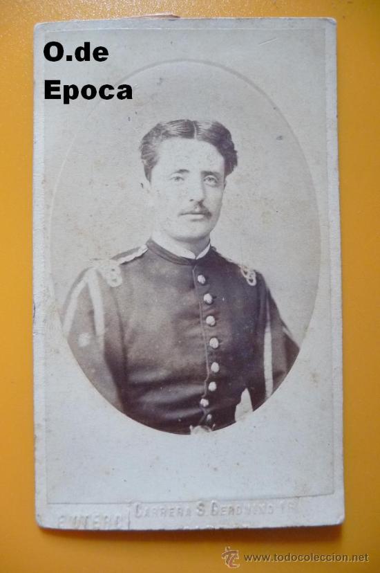 Militaria: (JX-025)FOTOGRAFIA DE OFICIAL DE INFANTERIA SIGLO XIX