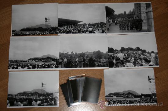 Militaria: Lote de 8 fotografias con sus negativos de celebraci&oacute;n militar. Lugar desconocido.