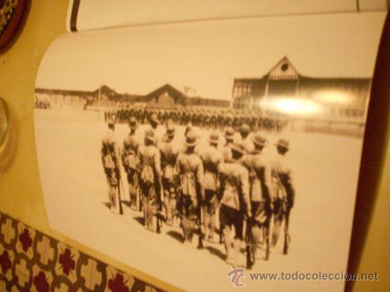 Militaria: Fotograf&iacute;a antigua. Legi&oacute;n Espa&ntilde;ola, 1920. P&aacute;gina de prensa, enmarcable.