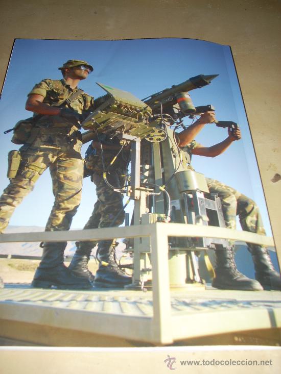 Military Antiques: Fotograf&iacute;a art&iacute;stica. Misil superficie-aire MISTRAL. P&aacute;gina de prensa, enmarcable.