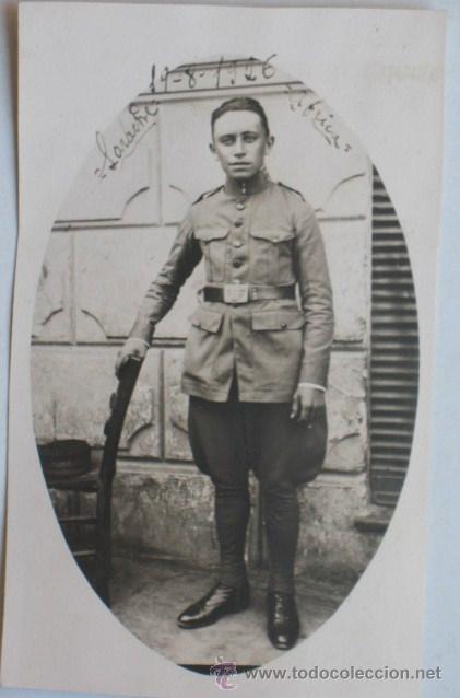 Militaria: Foto de estudio tama&ntilde;o postal de un soldado de Cazadores &eacute;poca AF-XIII. Ver mas fotos.