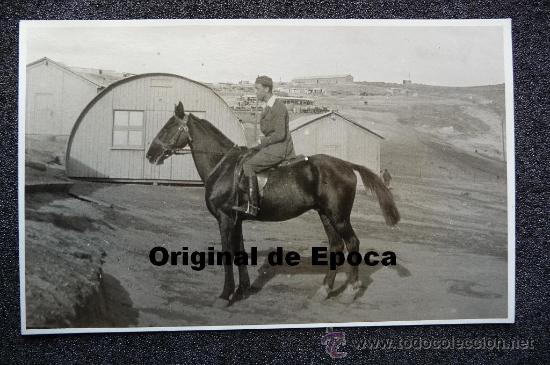 Militaria: (JX-133)FOTOGRAFIA DE OFICIAL A CABALLO CAMPA&Ntilde;A DEL RIF CALA BONITA 1926