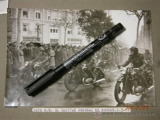 Militaria: Foto de la Policia Armada, ante S.E el Capit&aacute;n general, 4&ordf; regi&oacute;n, 01.03.42