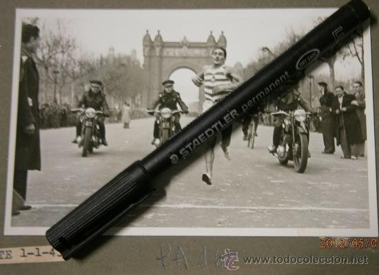 Militaria: Foto de la Policia Armada, en carrera pedreste, 01.01.43