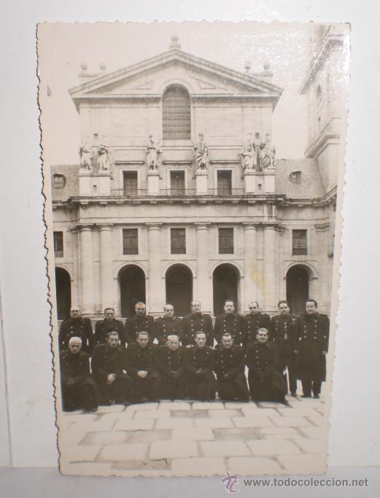 Militaria: LA VIEJA GUARDIA DE CADIZ EN EL ESCORIAL- 1954