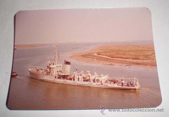 Militaria: Antigua Fotografia, a&ntilde;os 70, Barco de la Armada Espa&ntilde;ola, Bahia de Cadiz