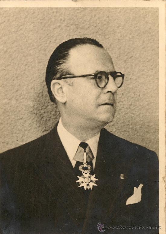 Militaria: CABALLERO CON LA MEDALLA FRANCESA DE CABALLERO DE LA ORDEN DE LA LEGI&Oacute;N DE HONOR.