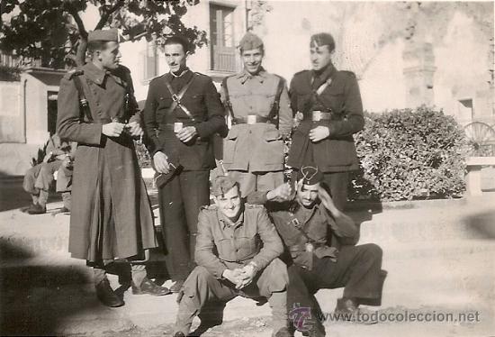 Militaria: SOLDADOS ESPA&Ntilde;OLES DE ARTILLER&Iacute;A EN LOS A&Ntilde;OS 40.