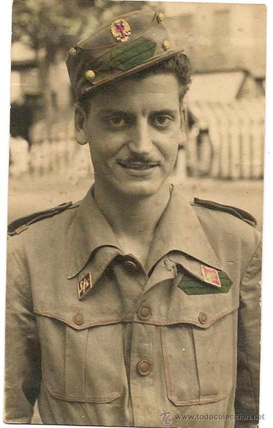 Militaria: FOTO COLOREADA DE CABO ESPA&Ntilde;OL DE INFANTERIA EN LOS A&Ntilde;OS 50. MEDIDAS 8 X 13,3 CM.