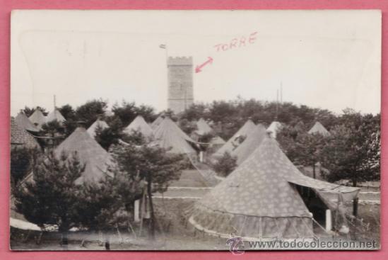 Militaria: fotografia - ++&iquest;la reconoce?++ - campamento militar - torre del reloj- sin mas datos - a&ntilde;os 40 ?