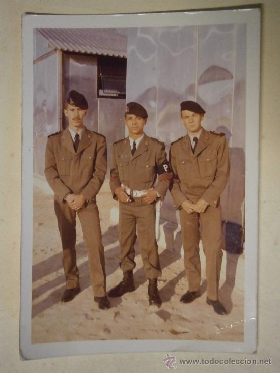 Military Antiques: Foto en color, paracaidistas, a&ntilde;os 60-70, mide 12.5 x 9 cms.
