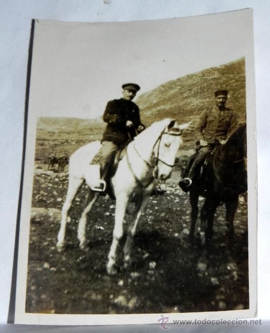 Military Antiques: ANTIGUA FOTOGRAFIA DE LA GUERRA DEL RIF, REGULARES A CABALLO, CABALLERIA, MIDE 8,5 X 6 CMS.