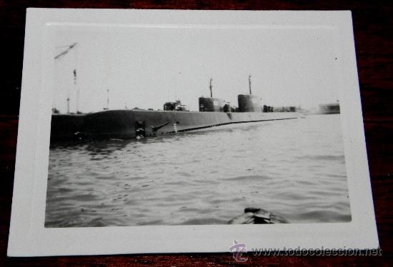 Military Antiques: ANTIGUA FOTOGRAFIA DE SUBMARINO EN PUERTO, MIDE 9 X 7 CMS.