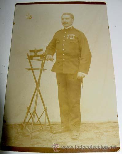 Military Antiques: ANTIGUA FOTO POSTAL  DE MILITAR ESPA&Ntilde;OL CONDECORADO - MIDE 14 X 8,5 CMS.