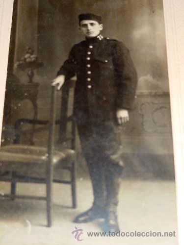 Military Antiques: ANTIGUA FOTO DE MILITAR ESPA&Ntilde;OL - MIDE 19 X 11,5 CMS.