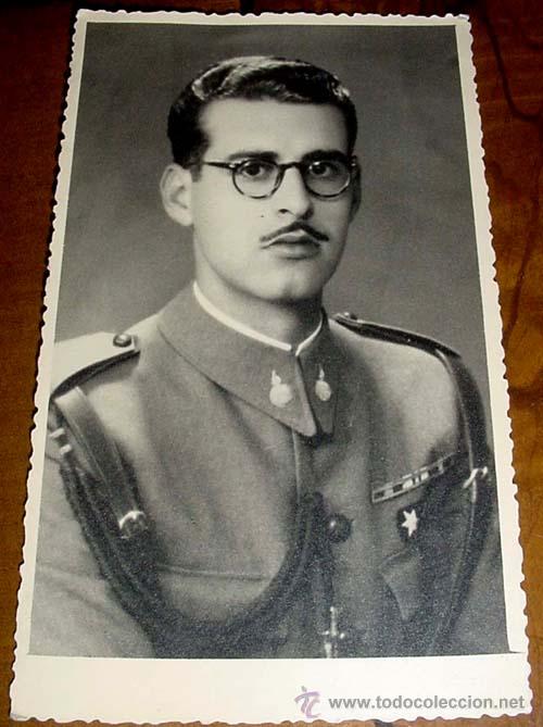 Military Antiques: ANTIGUA FOTO POSTAL DE OFICIAL ESPA&Ntilde;OL EN UNIFORME MILITAR - FOTO INTURRA - SIN CIRCULAR