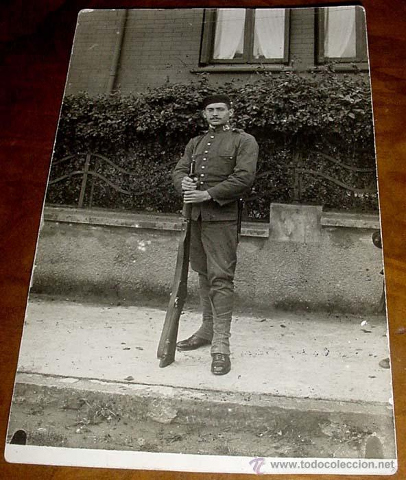 Military Antiques: ANTIGUA FOTO POSTAL DE MILITAR ESPA&Ntilde;OL - CON DEDICATORIA A SUS TIOS -APROXIMADAMENTE A&Ntilde;OS 20