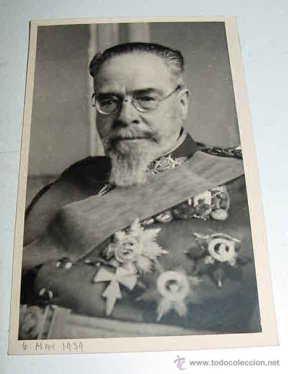 Militaria: Antigua y original foto postal del pr&iacute;ncipe Luis Fernando de Baviera con uniforme militar en 1939,