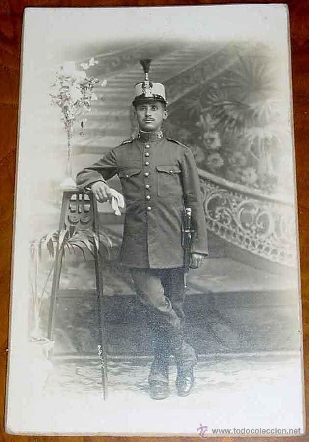 Military Antiques: ANTIGUA FOTO POSTAL DE MILITAR - FOTO CHINCHILLA DE TARRAGONA. SIN CIRCULAR