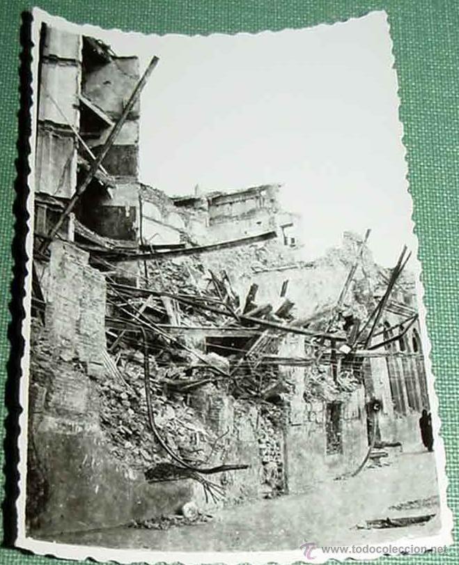 Militaria: Antigua Fotografia de las ruinas de la ciudad de Teruel - Plena Guerra Civil - zona de actuaci&oacute;n de