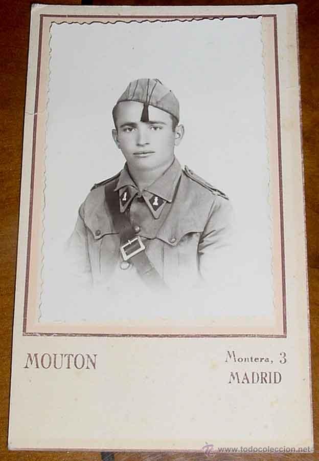 Military Antiques: ANTIGUA FOTOGRAFIA DE militar del cuerpo de ingenieros - 1945 - MIDE 12 X 7,5 CMS. - MOUTON, MONTERA