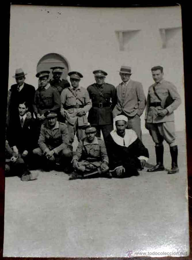 Military Antiques: ANTIGUA FOTOGRAFIA DE MILITARES ESPA&Ntilde;OLES , MIDE 8,9 X 6 CMS.