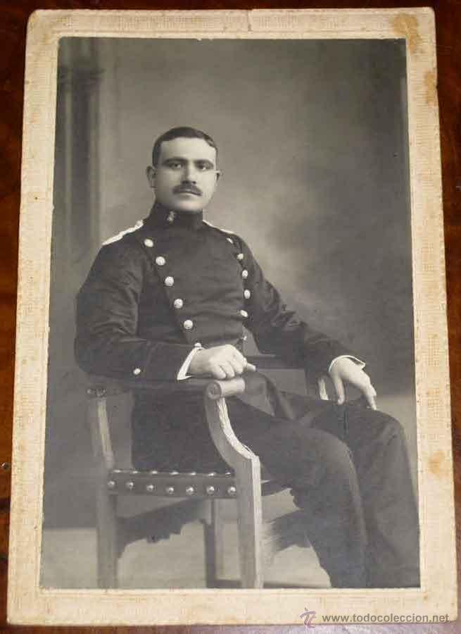 Military Antiques: ANTIGUA FOTOGRAFIA DE MILITAR ESPA&Ntilde;OL, TAMA&Ntilde;O POSTAL, SIN ESCRIBIR,