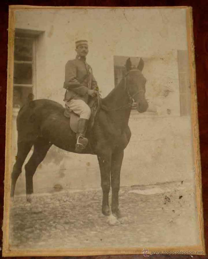 Military Antiques: ANTIGUA FOTOGRAFIA DE MILITAR DE CABALLERIA ESPA&Ntilde;OL, MIDE 12 X 9 CMS.