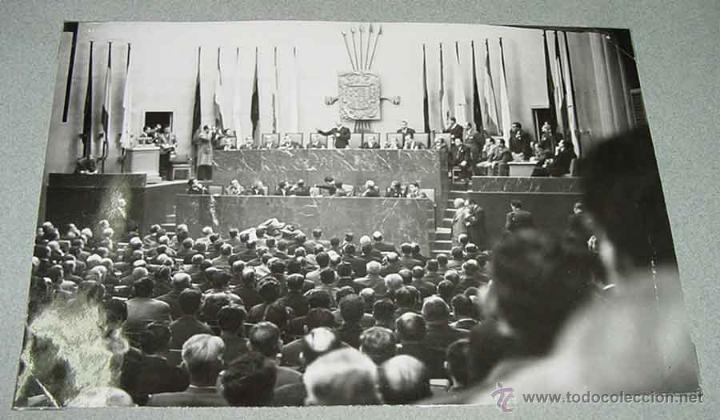 Militaria: ANTIGUA FOTOGRAFIA DE JOSE SOLIS RUIZ (MINISTRO DE FRANCO Y DELEGADO NACIONAL DE SINDICATOS) EN LA C