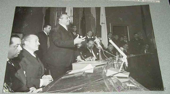 Militaria: ANTIGUA FOTOGRAFIA DE JOSE SOLIS RUIZ (MINISTRO DE FRANCO Y DELEGADO NACIONAL DE SINDICATOS) EN LA C