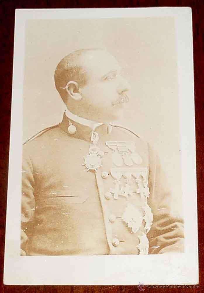 Militaria: ANTIGUA FOTO POSTAL DE OFICIAL DEL EJERCITO ESPA&Ntilde;OL MUY CONDECORADO, PRINCIPIOS DE SIGLO - SIN DIVID