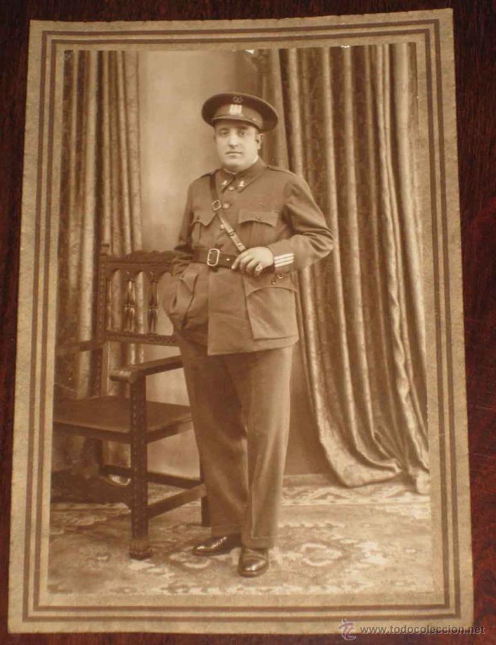Militaria: ANTIGUA FOTOGRAFIA DE MILITAR ESPA&Ntilde;OL UNIFORMADO - TAMA&Ntilde;O POSTAL - .