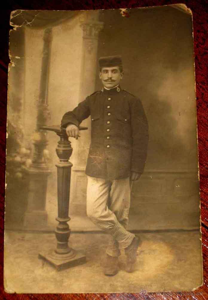 Military Antiques: ANTIGUA FOTOGRAFIA DE MILITAR ESPA&Ntilde;OL - NO CIRCULADA.