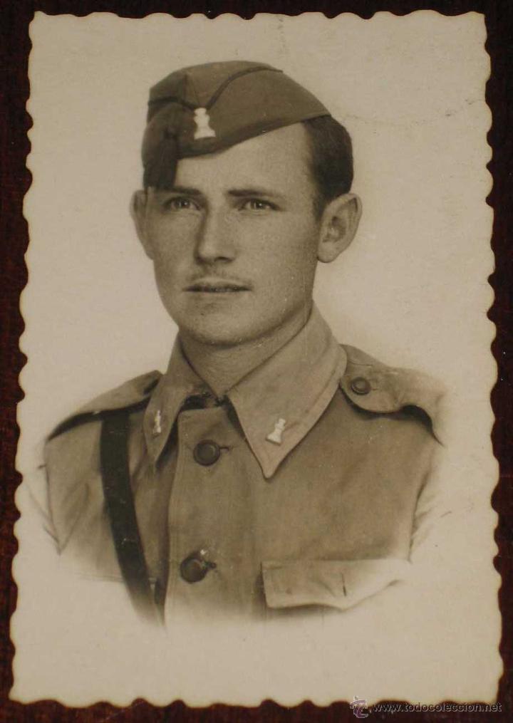 Military Antiques: ANTIGUA FOTOGRAFIA DE MILITAR DEL CUERPO DE INGENIEROS, A&Ntilde;OS 40 - MIDE 6,2 X 4 CMS.