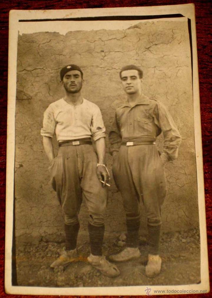 Military Antiques: ANTIGUA FOTOGRAFIA DE SOLDADOS REGULARES POSANDO - TAMA&Ntilde;O POSTAL - SIN CIRCULAR Y SIN ESCRIBIR