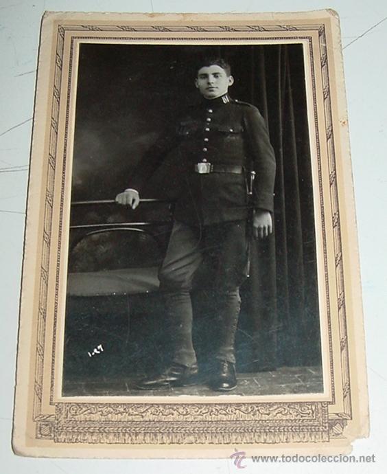 Military Antiques: ANTIGUA FOTOGRAFIA  DE MILITAR ESPA&Ntilde;OL, REGIMIENTO 51 . FOTOGRAFIA MATARREDONA, PORLAVIEJA, 4 - ALCO