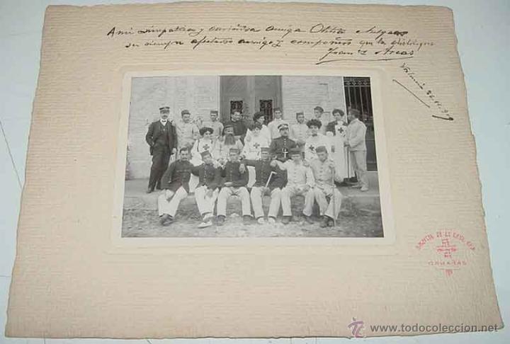 Militaria: ANTIGUA FOTOGRAFIA DE TRABAJADORES, DIRECTIVOS Y ENFERMERAS DE LA CRUZ ROJA DEL HOSPITAL DE CABA&Ntilde;AL