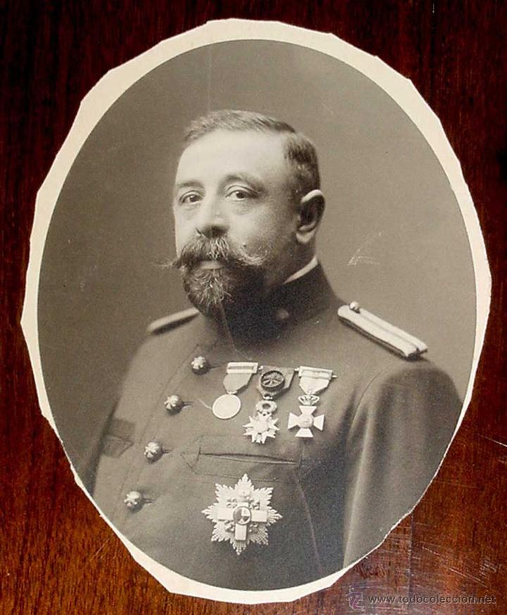 Military Antiques: ANTIGUA FOTOGRAFIA DE OFICIAL DEL EJERCITO ESPA&Ntilde;OL - MIDE 13 X 10 CMS.